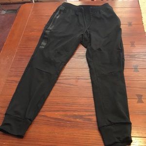 American Eagle black joggers